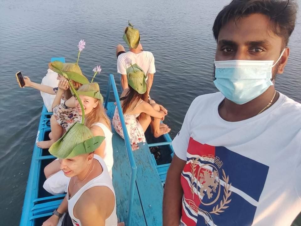 Visu Villa Hotel Habarana Eksteriør billede